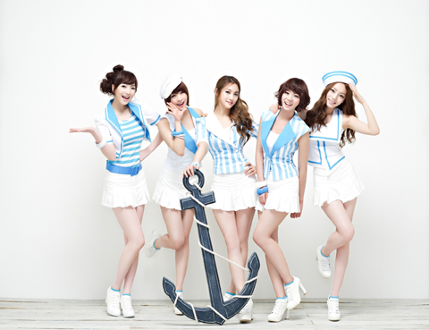 KARA、新シングル“ウィンターマジック”&『Step』日本仕様盤を10月発売