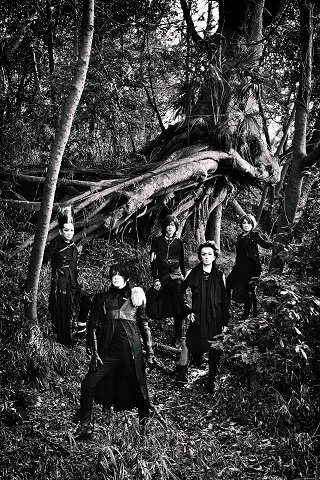 BUCK-TICK、バンドの歴史に残る、大熱狂の幕張メッセ公演ライヴ映像