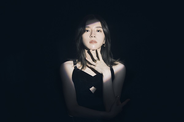 milet visions フォトブック 新品 Amazon.co.jp: milet 「 Visions