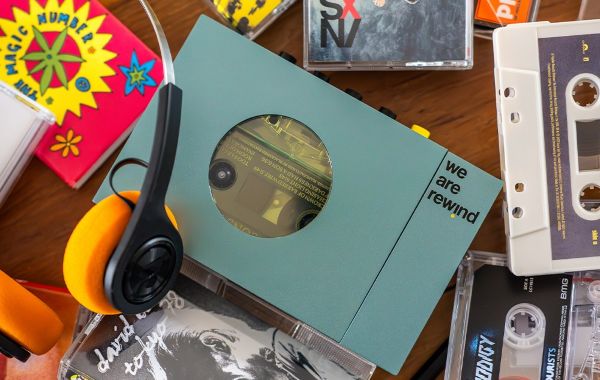 We Are Rewind WE 001 Bluetooth カセットプレーヤー！ 懐かしさと革新