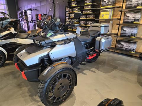 2025 Can-Am Canyon XT in PA | Specs, Price | New Sterling Silver