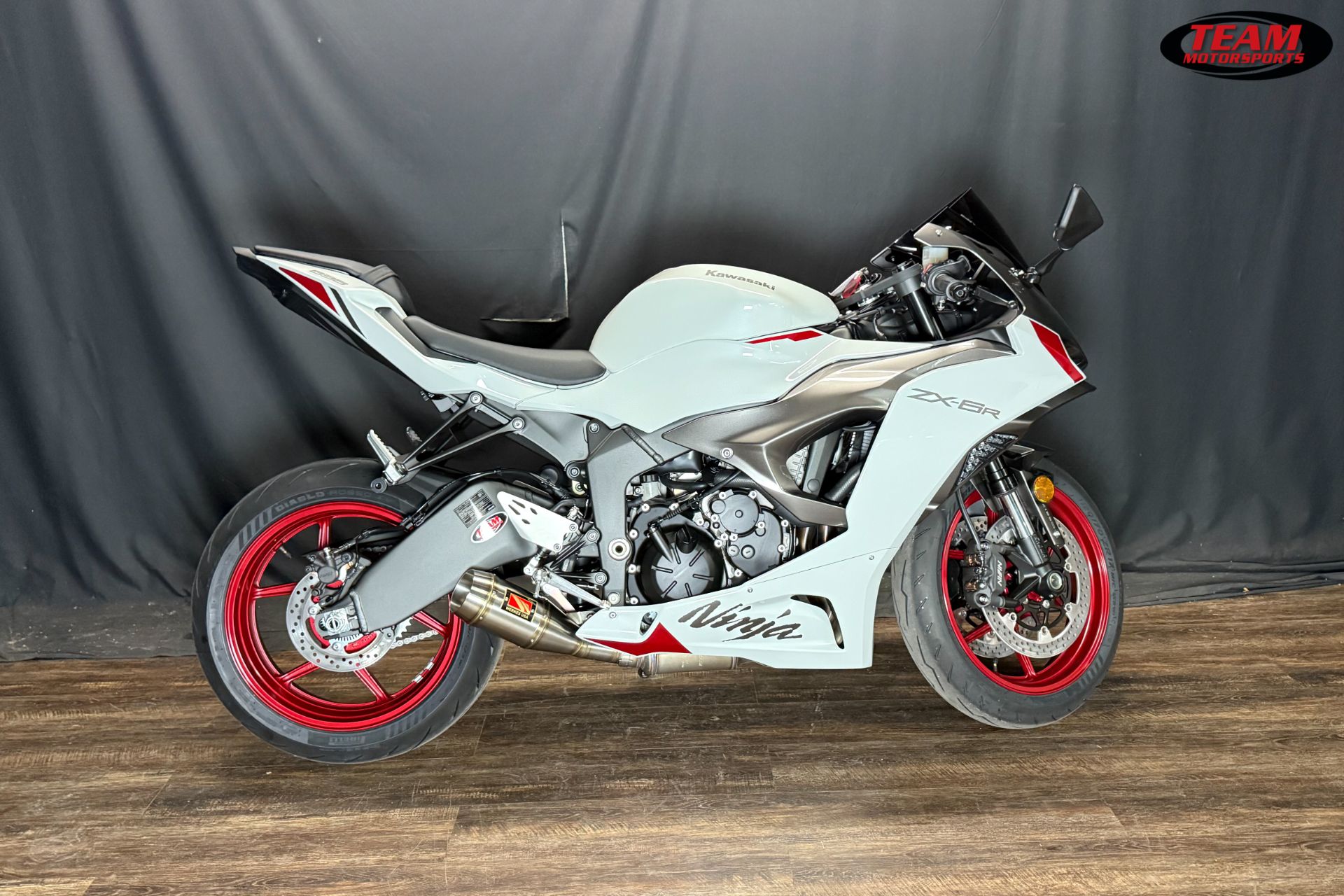 New 2025 Kawasaki Ninja ZX-6R ABS, De Pere WI | Specs, Price