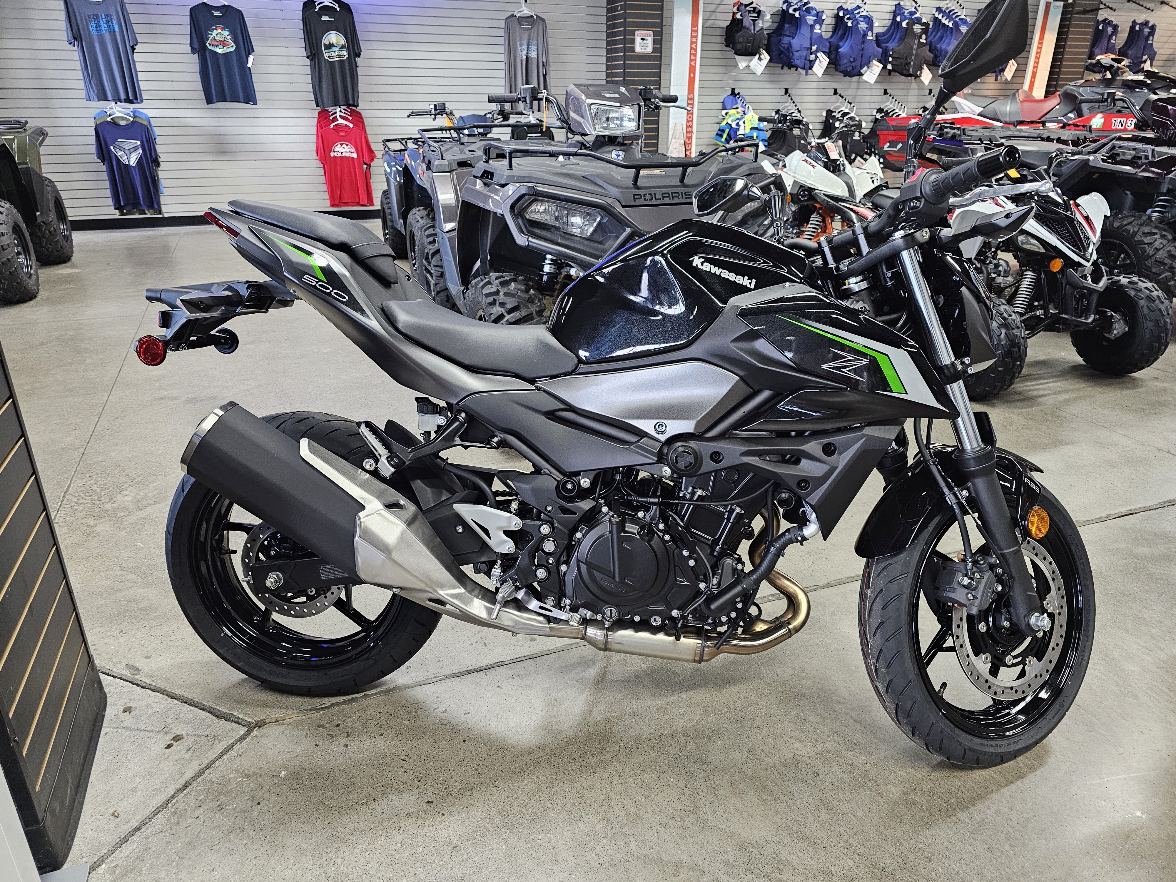 New 2025 Kawasaki Z500 ABS Metallic Spark Black / Metallic Matte