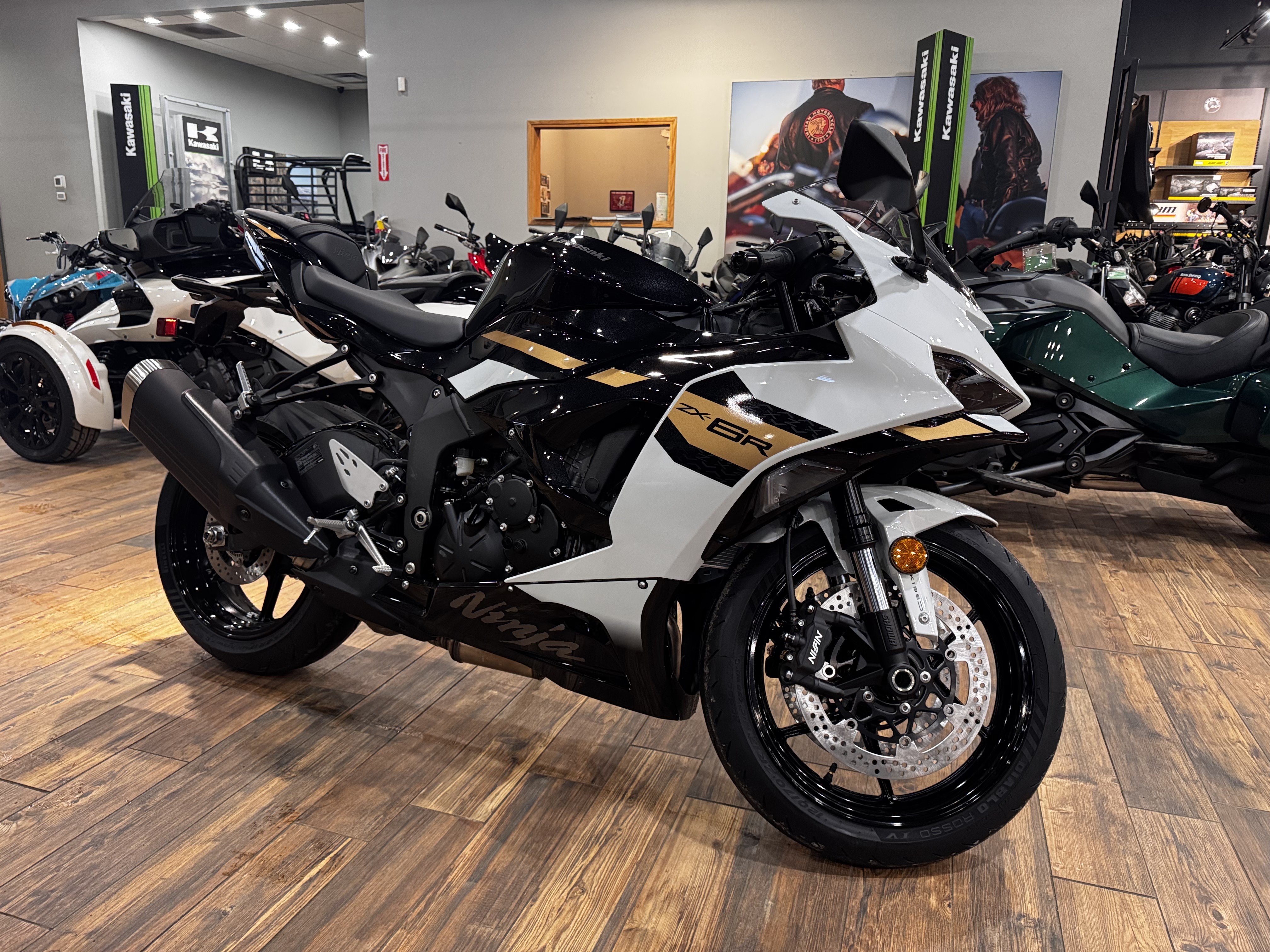 New 2026 Kawasaki NINJA ZX-6R ABS, Mineral Wells WV | Specs, Price