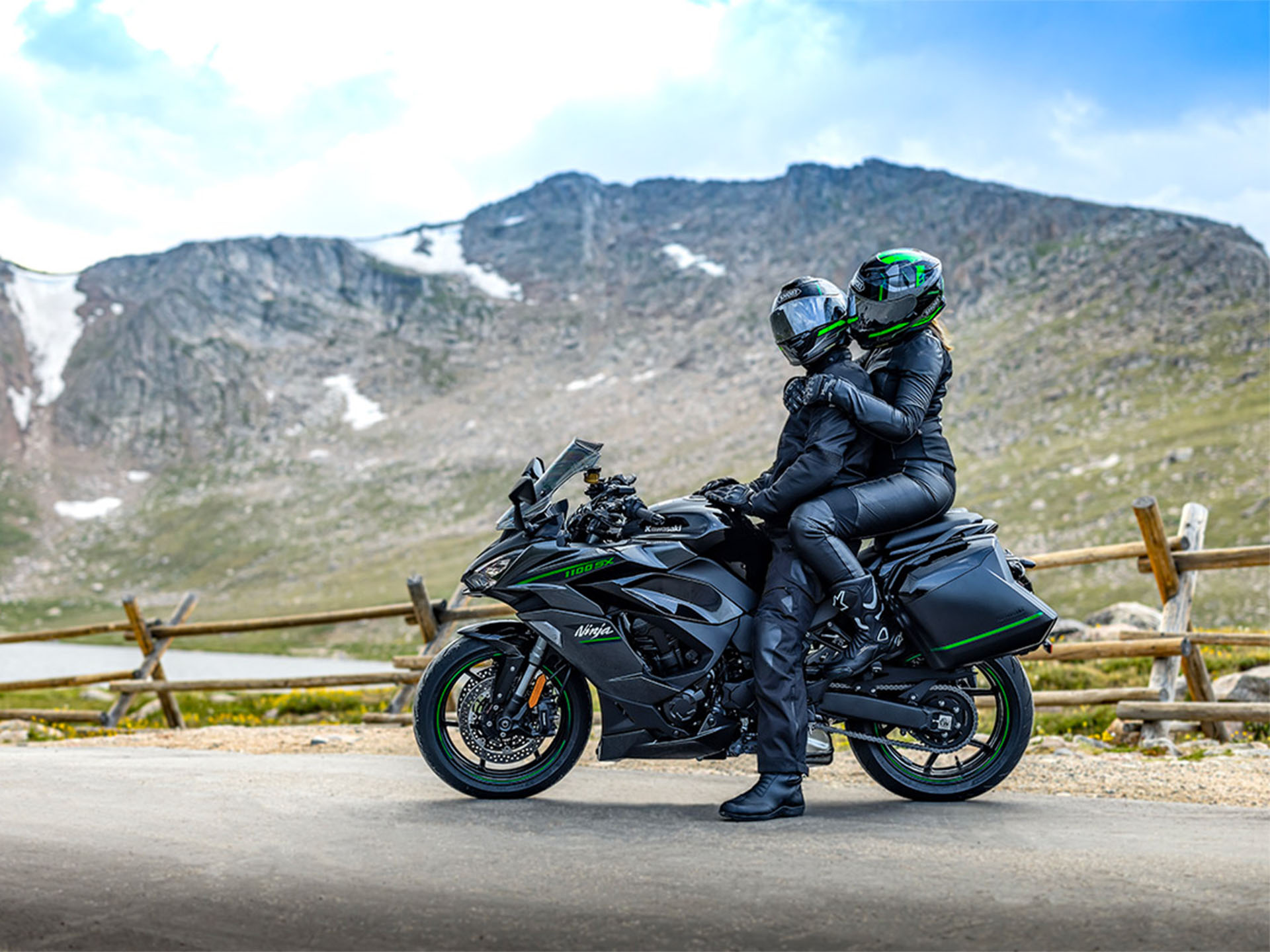 New 2025 Kawasaki Ninja 1100SX ABS, Bettendorf IA | Specs, Price