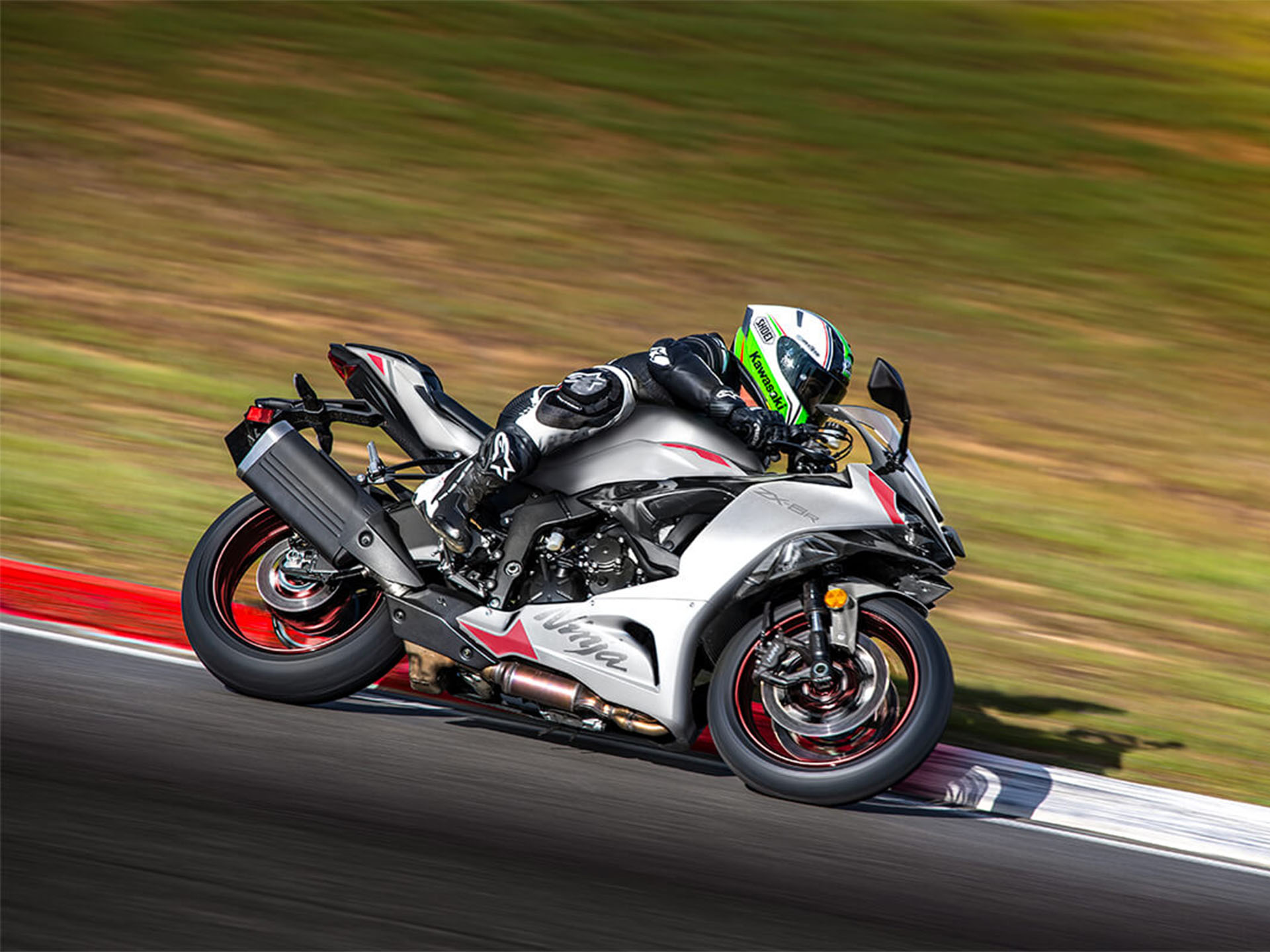 2025 Kawasaki Ninja ZX-6R ABS: Performance & Specs