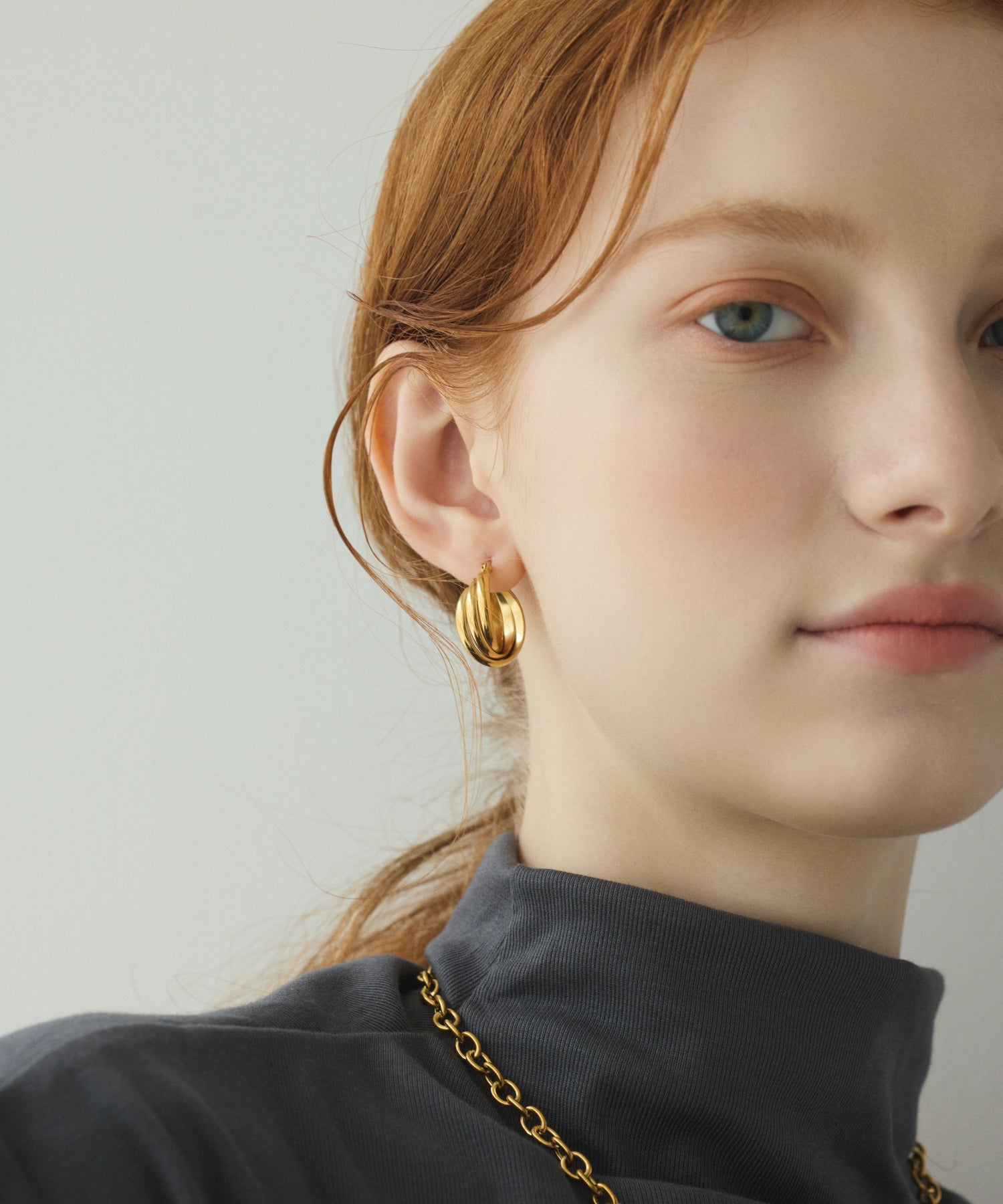 ゴールド]トリプルウェブフープピアス