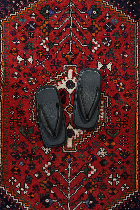 31D1C4A4-3140-4C4D-B750-