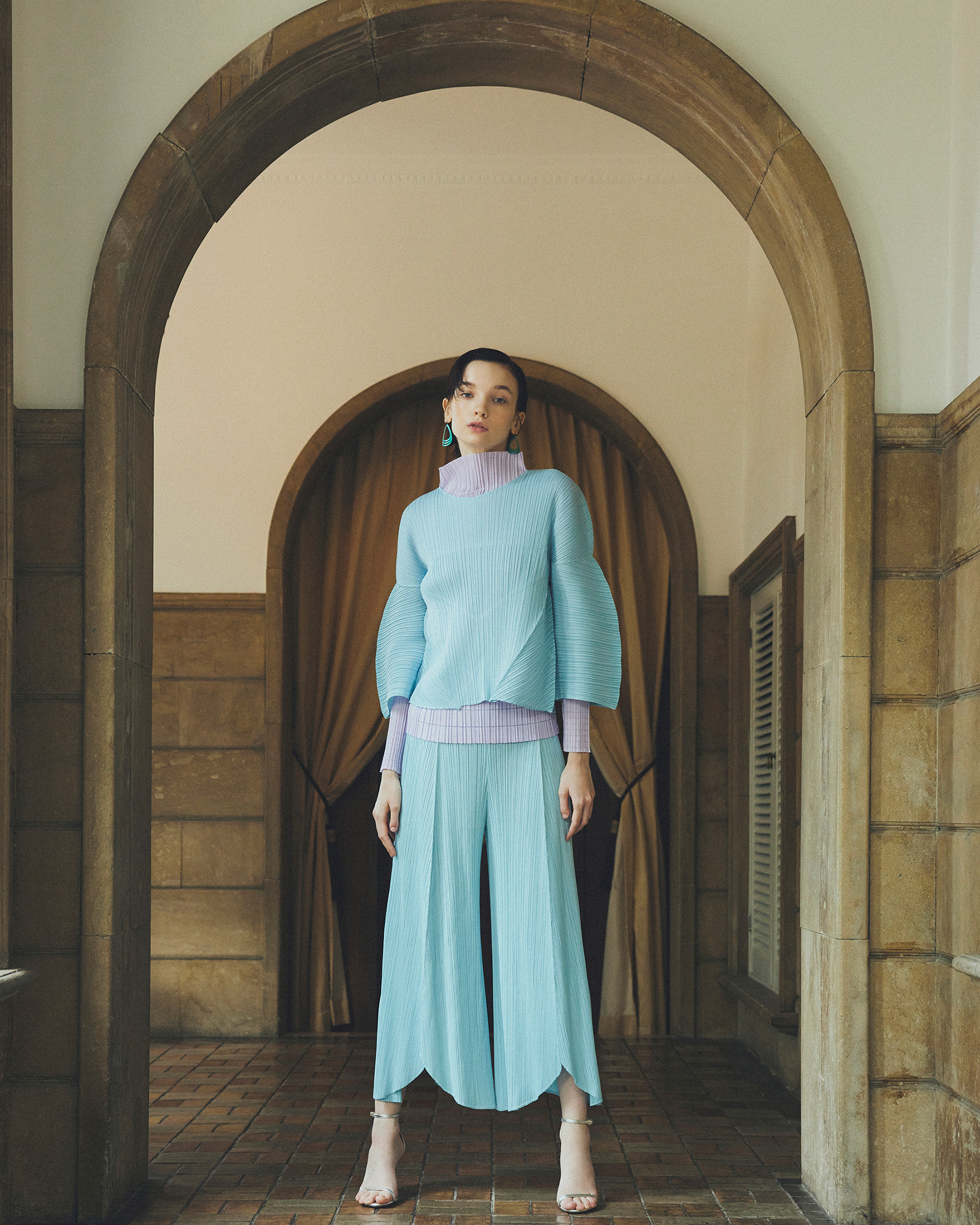 TOP | エナジェティックに輝く プリーツ プリーズ イッセイ ミヤケと私