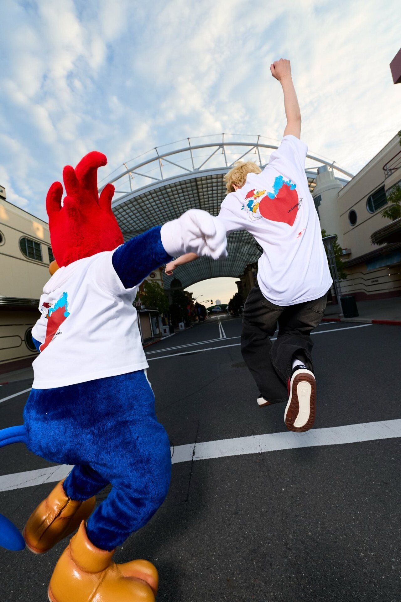 LOVE HAS NO LIMITチャリティグッズ第三弾 スペシャルモデルとして