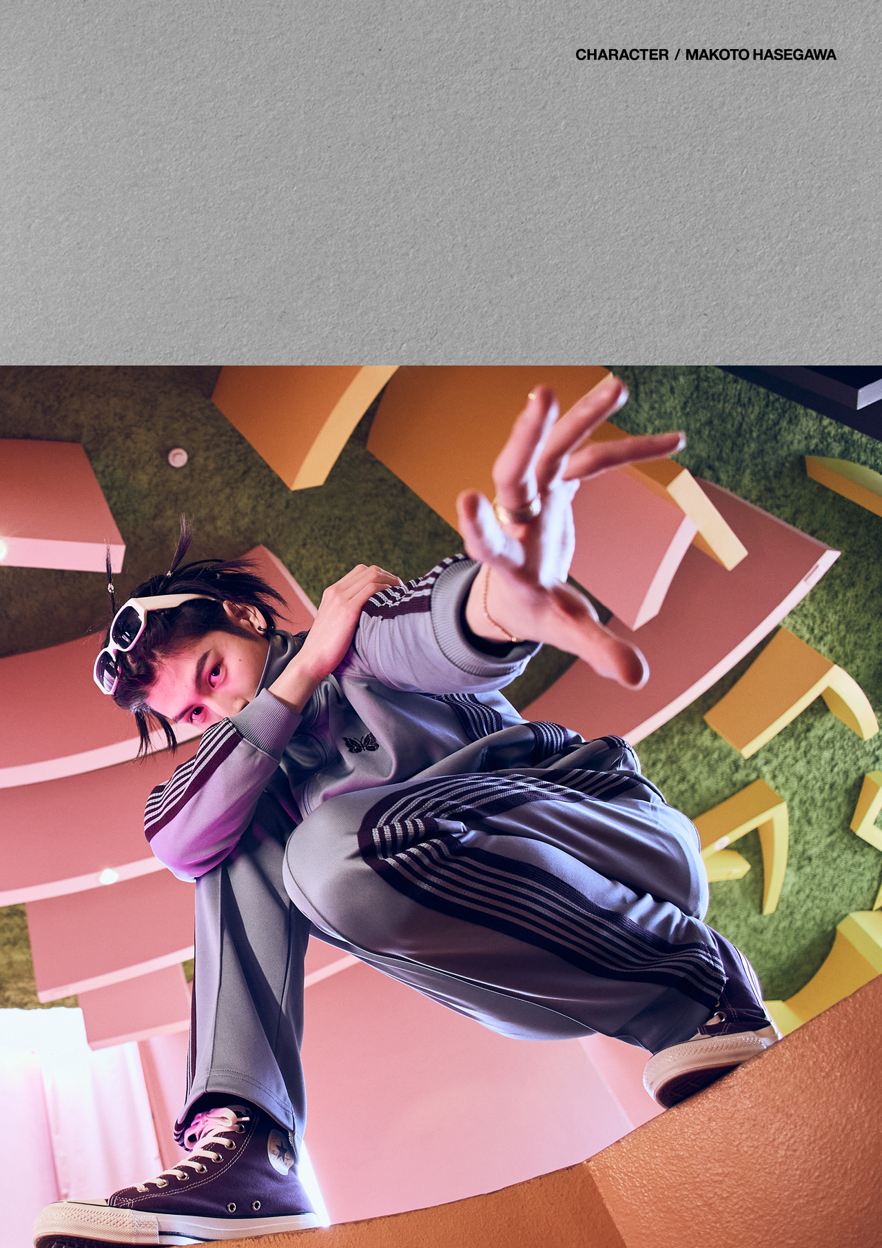 本日発売日!!】長谷川慎 ファースト写真集『CHARACTER』2022/8/3(水