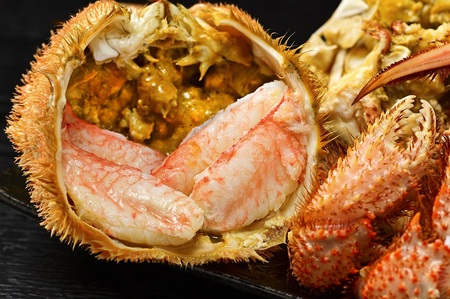 高評価5.0 活ゆで毛蟹 2尾で700～770g【冷蔵】カニ 毛ガニ 蟹 北海道か