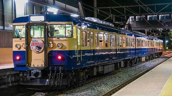 横須賀色の115系が篠ノ井線に入線｜鉄道ニュース｜2025年11月4日掲載