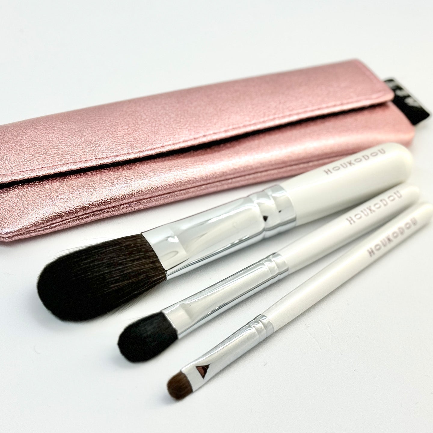 3d7d027f-391f-4e1c-b787-