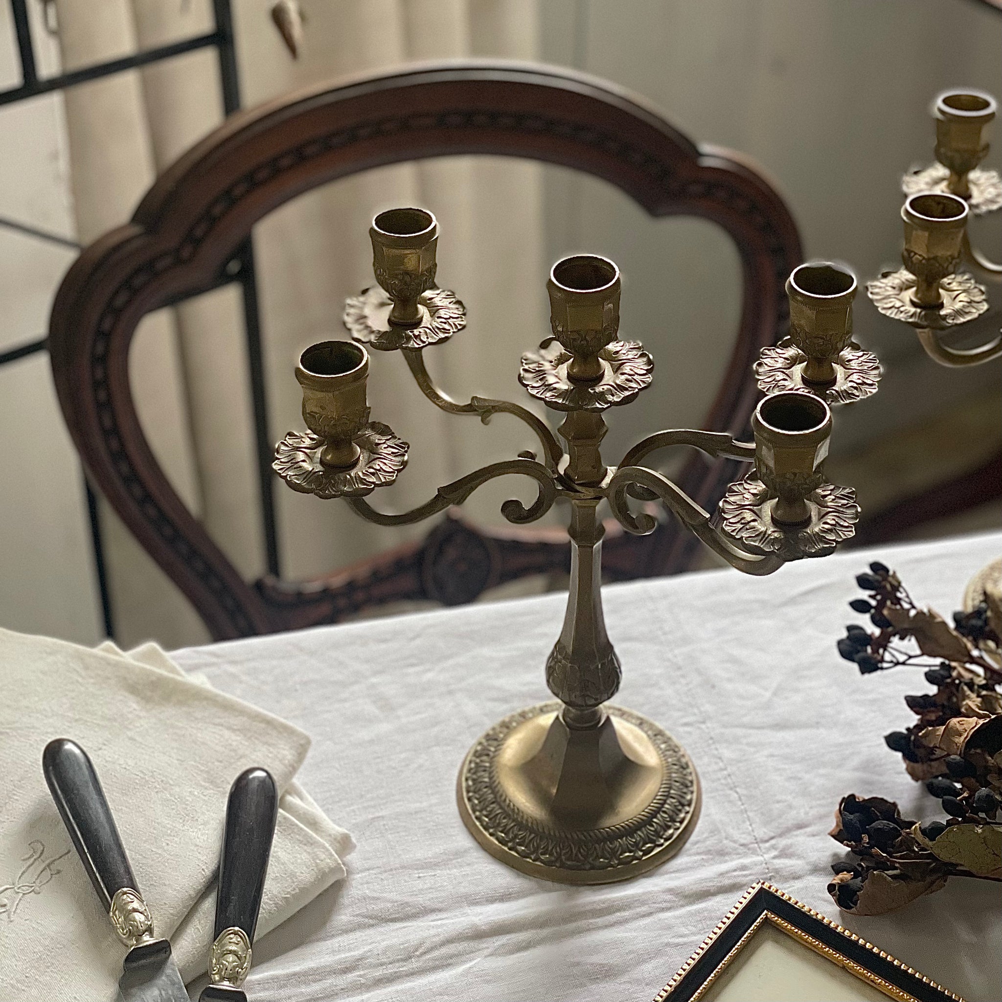 2点あり！真鍮製5灯キャンドルスタンド（高さ25.5cm） フランス
