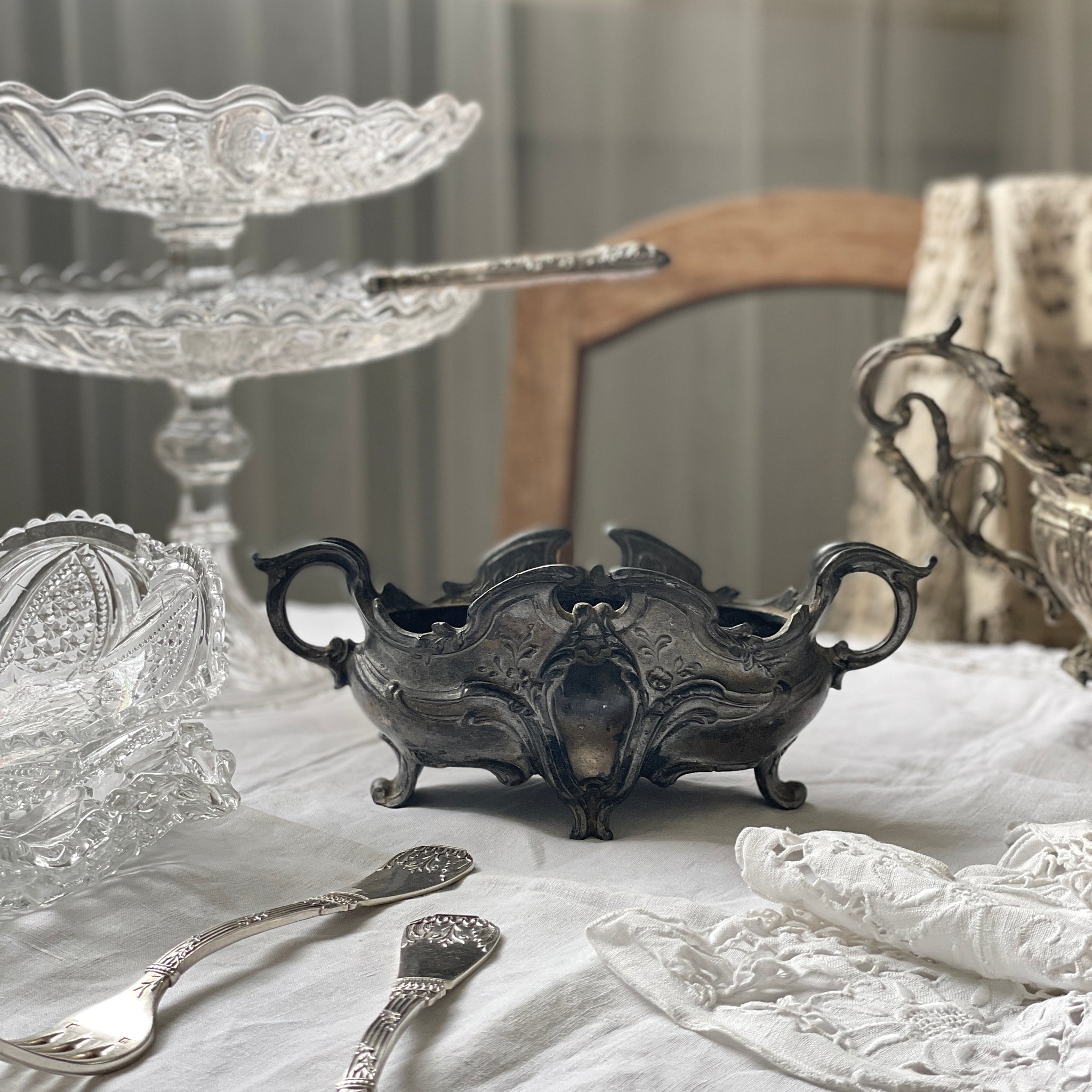 小さなサイズがレアなジャルディニエール（高さ8.5cm） フランス