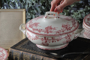 ショワジールロワ窯赤いバラモチーフのスーピエール フランス