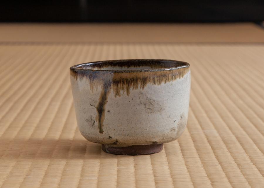 茶道具賞玩『高取茶碗』｜茶の美