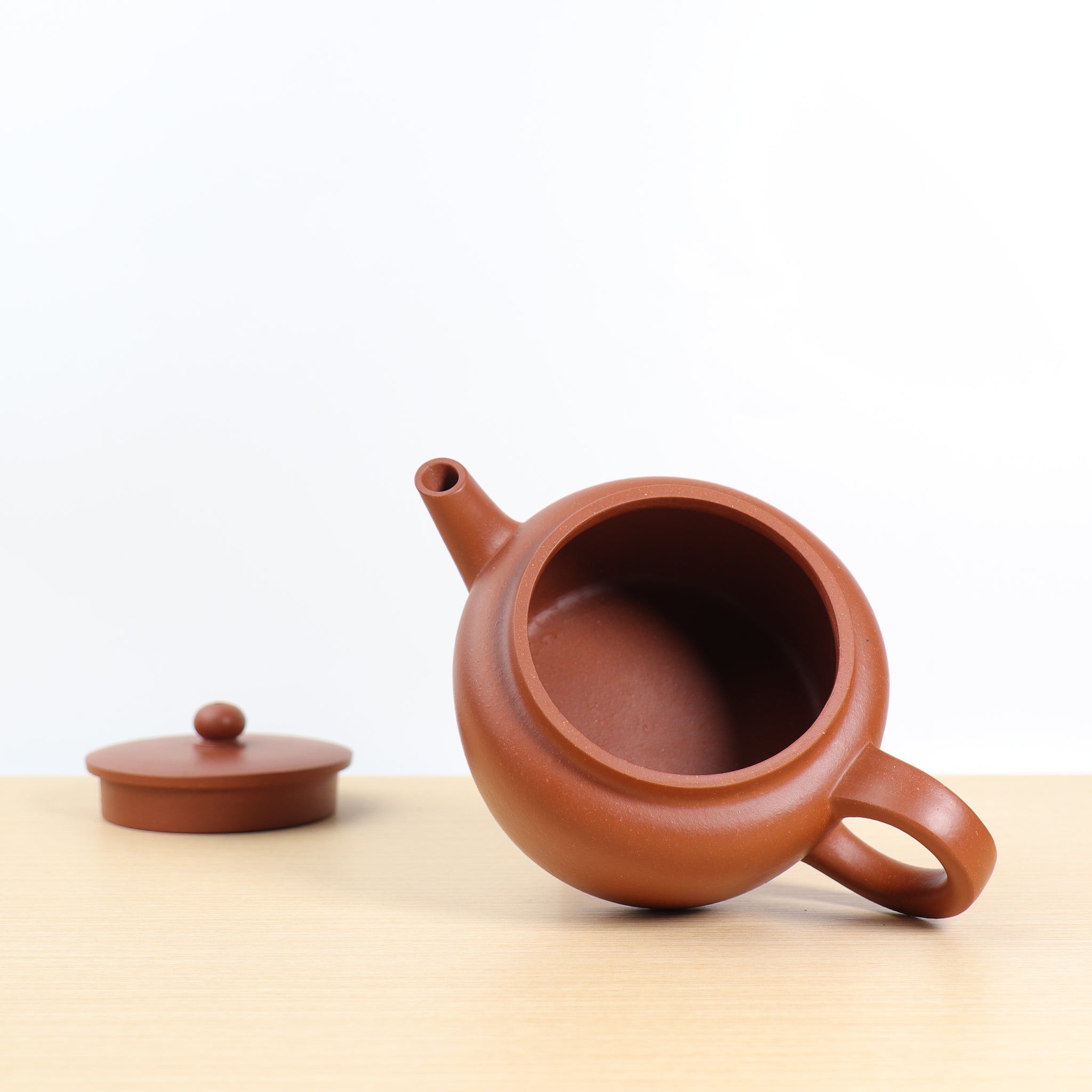 已售出）【桑扁】全手工原礦本山朱泥經典紫砂茶壺– Cha-Tailor Tea