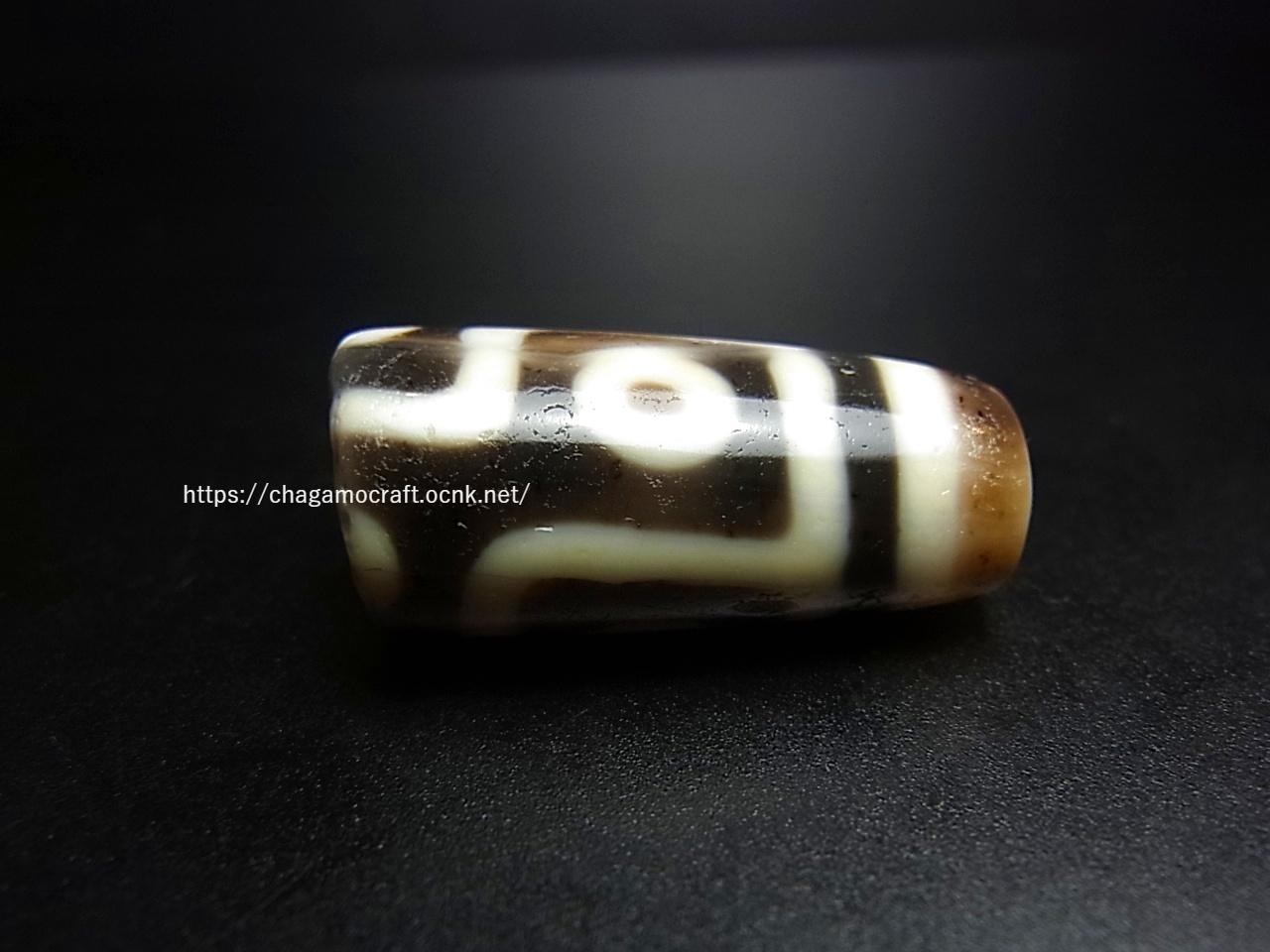 052 天珠 楕円形 虎牙蓮花天珠 dzibeads！ 052 天珠 楕円形 虎牙蓮花天