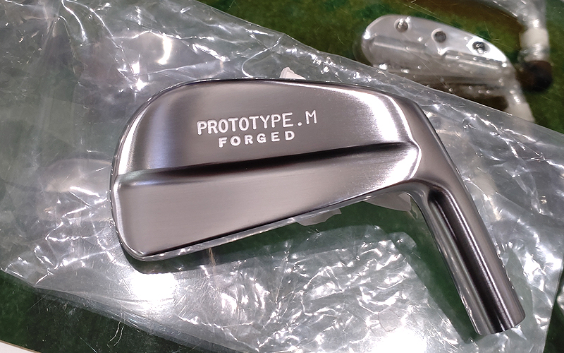 限定販売】室屋プロモデルの短尺ワンレングスアイアン | チップゴルフ