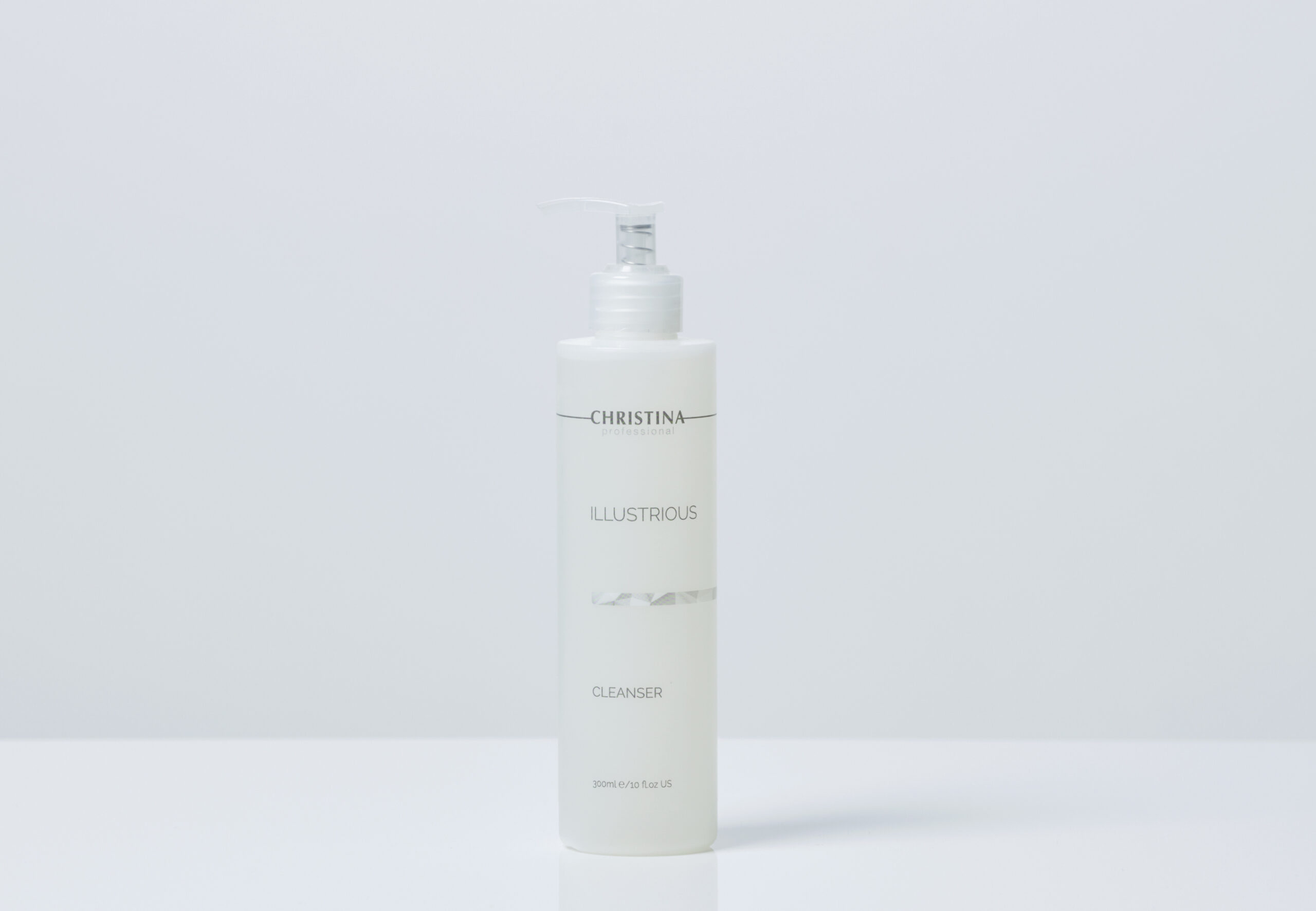 CHRISTINA ILLUSTRIOUS｜クリスティーナ イラストリアス シリーズ詳細