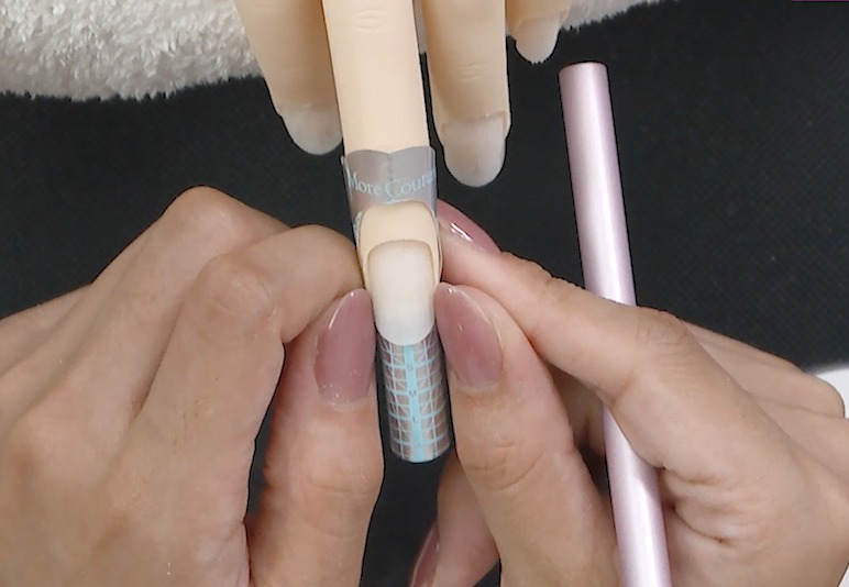 ネイリスト検定1級・スカルプチュア | 東京新宿のネイルスクール