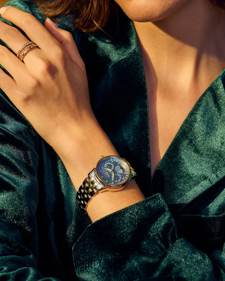 Calendrier Blue Dial Stainless Steel Bracelet FD0000-52N | CITIZEN