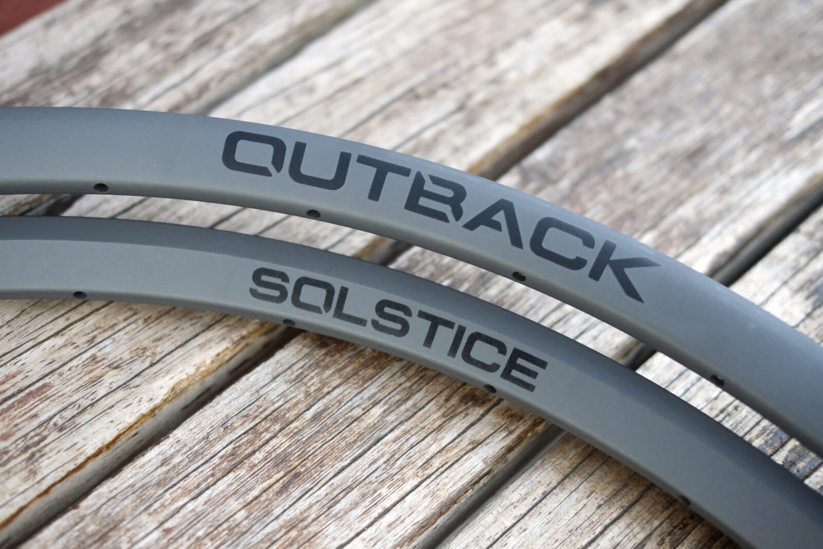 ASTRAL CYCLING】 セラミックコーティングを纏った高耐久なStealth