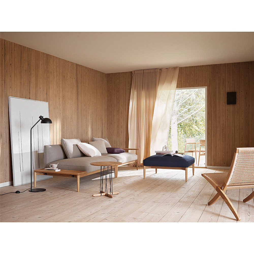 E021 EMBRACE LOUNGE TABLE｜カール・ハンセン＆サン｜コンフォートQ