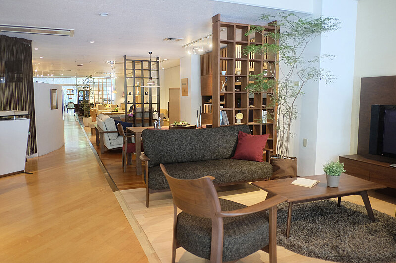 シラカワ 大阪ショールーム｜コンフォートQ｜阪急百貨店のインテリア