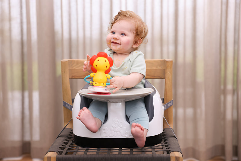 バンボ(Bumbo)公式】（リニューアル）マルチシート｜クールグレー