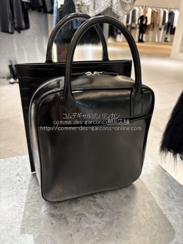 JUNYA WATANABE（ジュンヤ・ワタナベ・コムデギャルソン