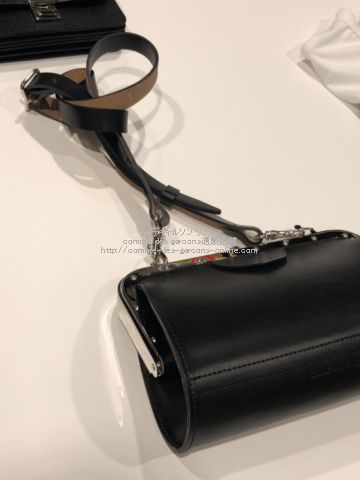 コムデギャルソン 2022SS レザー ショルダーバッグ| コムデギャルソン