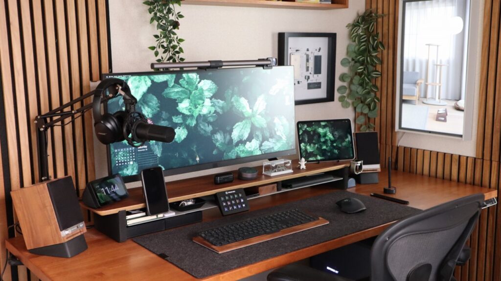 GrovemadeのデスクシェルフをDIYカスタマイズして更に便利に | コモバ