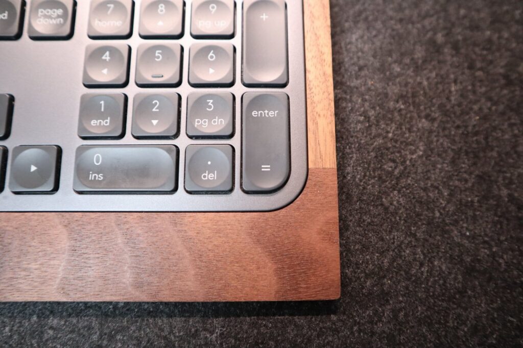 レビュー】Grovemade Wood MX KEYS Keyboard Tray | コモバ