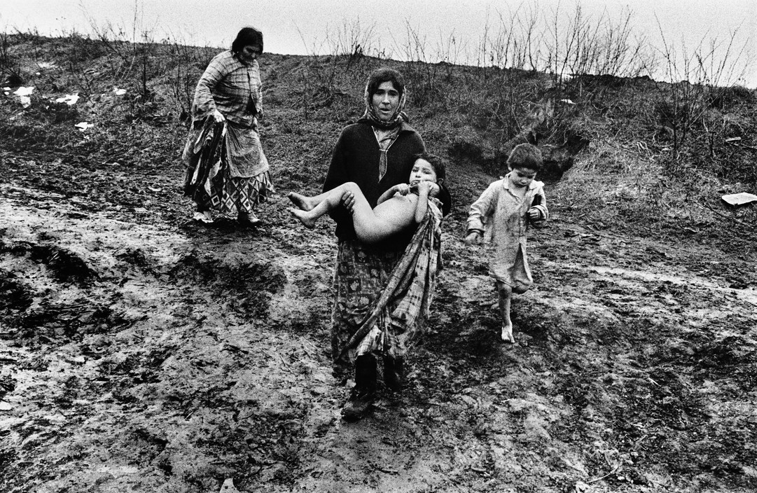 Josef Koudelka: Gypsies • Magnum Photos