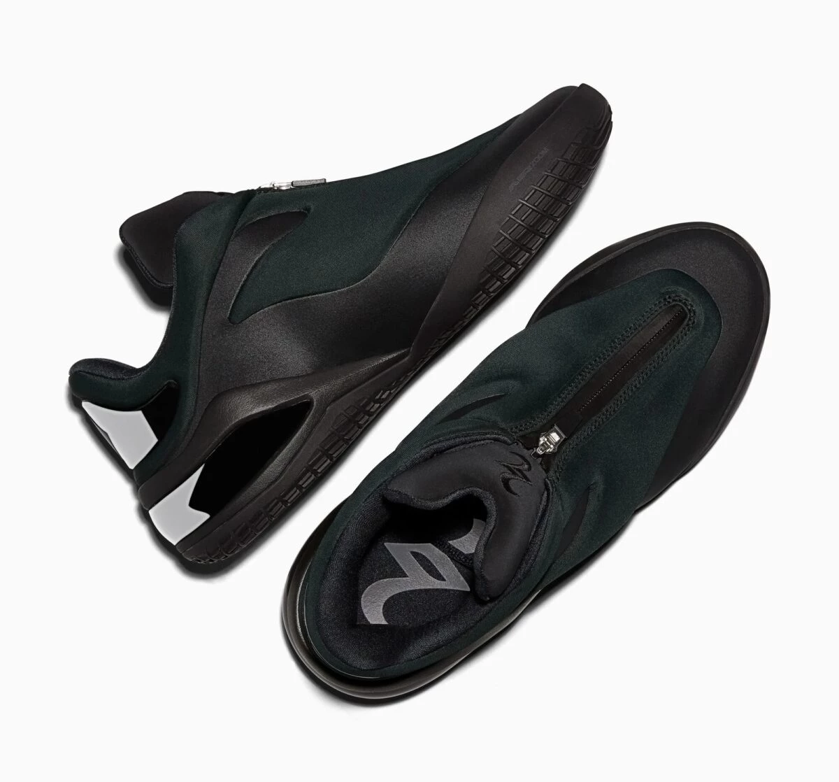 Converse SHAI 001 Charm Black A18977C | Dead Stock