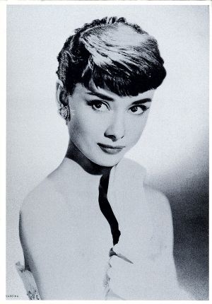 オードリー・ヘプバーンBOX 新品DVD・ブルーレイ | ブックオフ公式