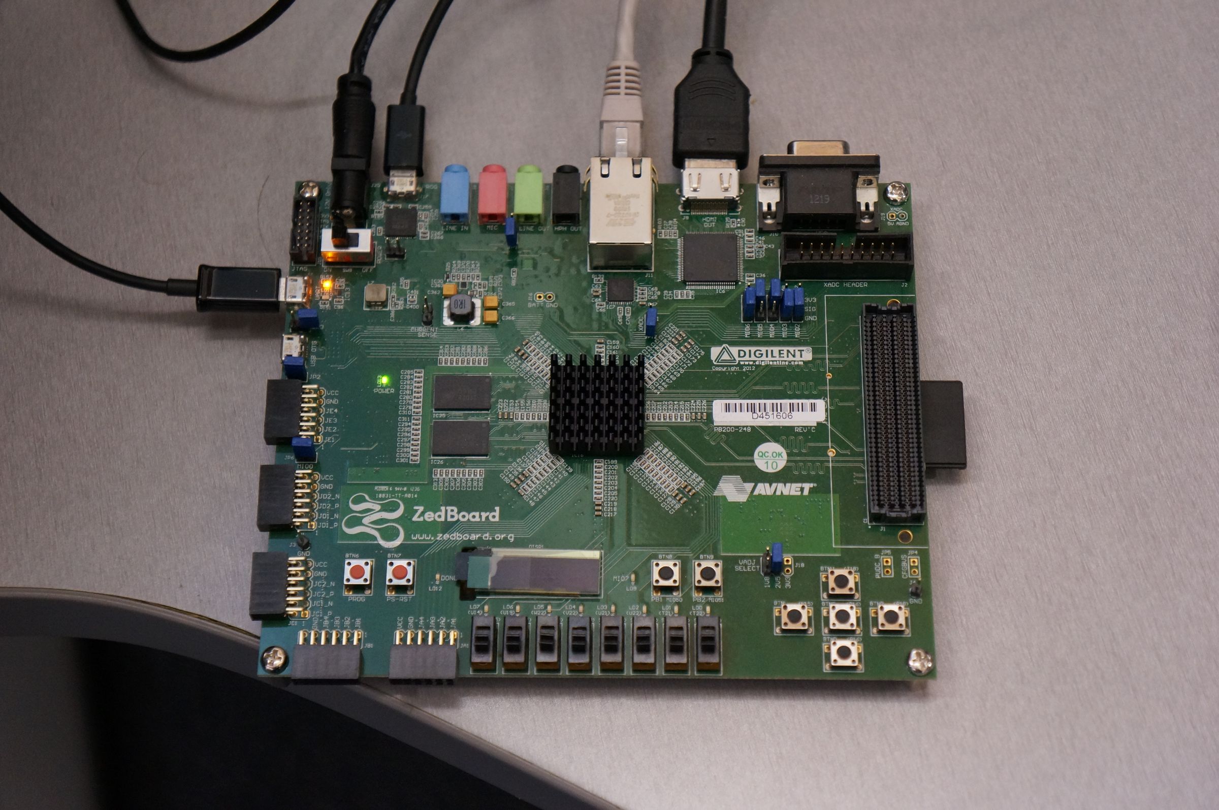 How to Boot Linux on a Zedboard Without U-Boot : 6 Steps