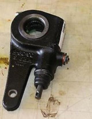 New AUTO SLACK ADJUSTER 1.5-28 W/O CLEVIS - R803110 | Weller Truck