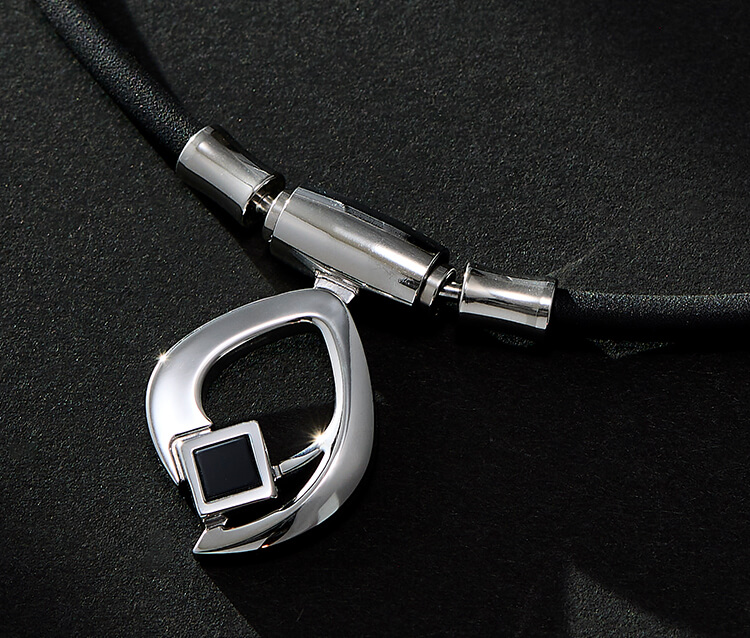 コラントッテ ネックレス TAO ARC（タオ アーク）| 磁気ネックレス