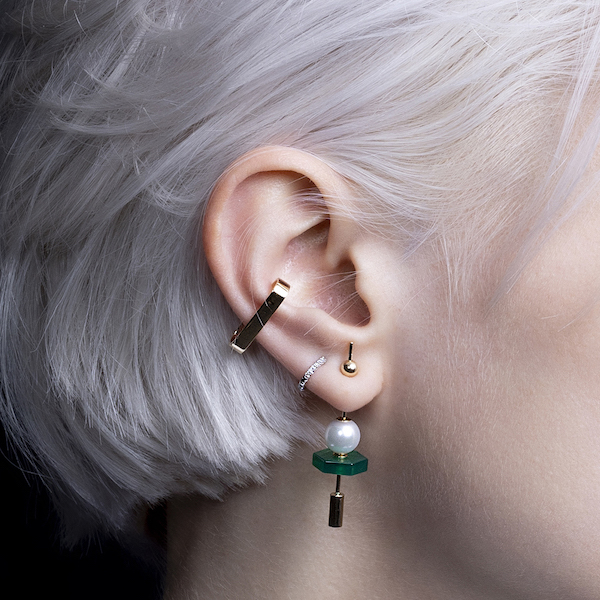 BIRD OF PARADISE オニキス & クロムダイオプサイド スタッドピアス