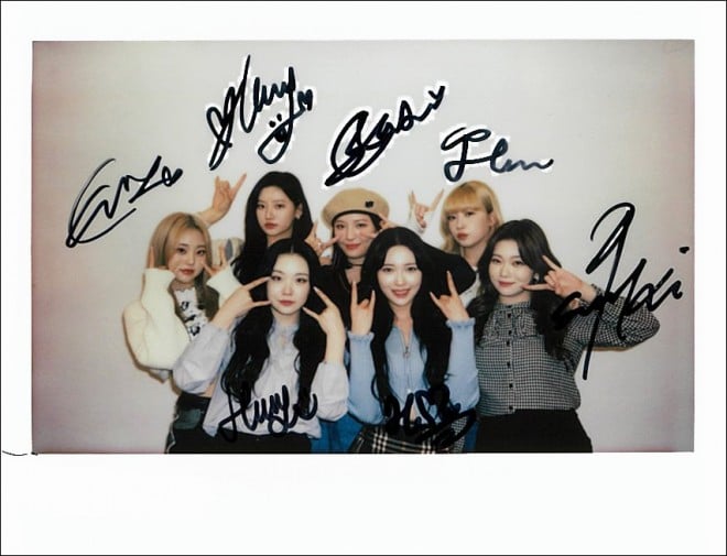 日韓7人組ガールズグループ「Billlie」直筆サイン入りチェキ