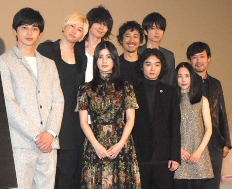 画像・写真 | バンプ、初舞台あいさつに緊張「手汗がすごいっす…」 2枚