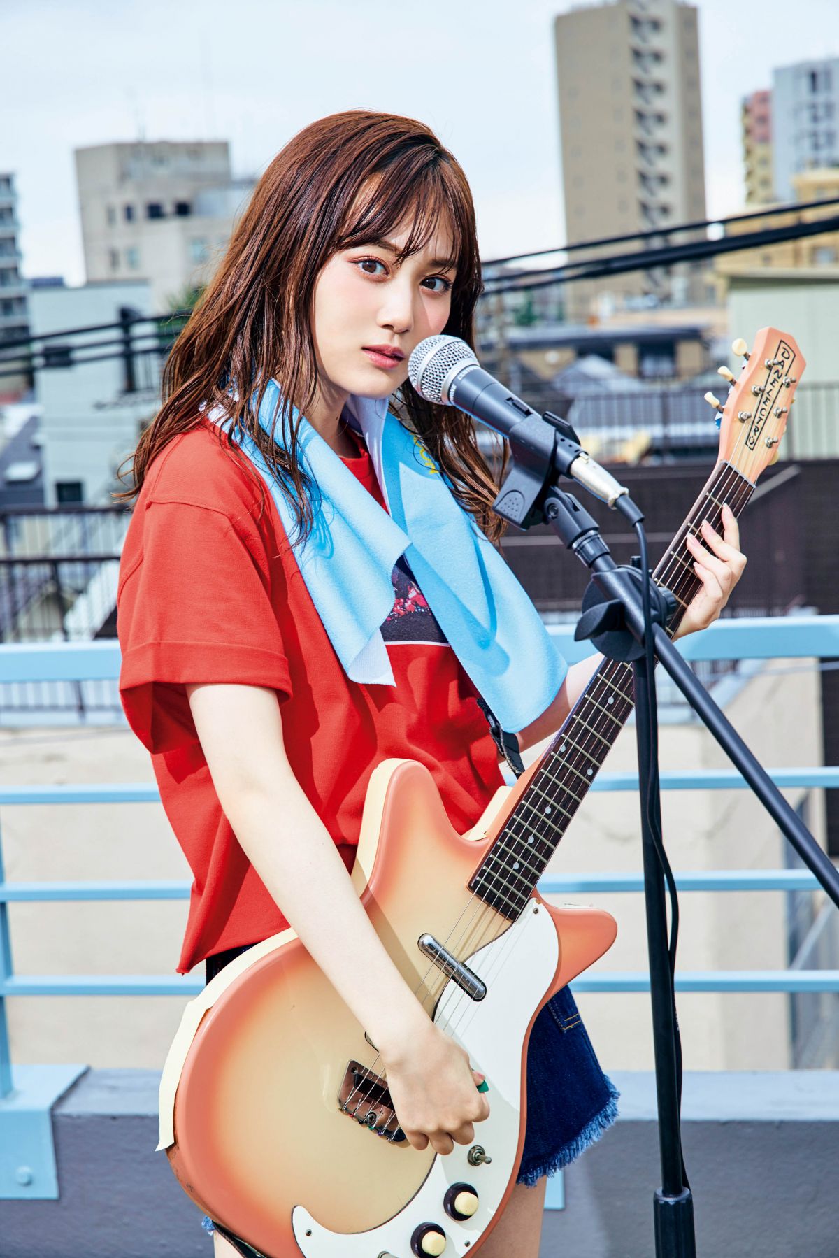 乃木坂46山下美月、復活ソログラビアは汗が輝く「夏の野外音楽祭