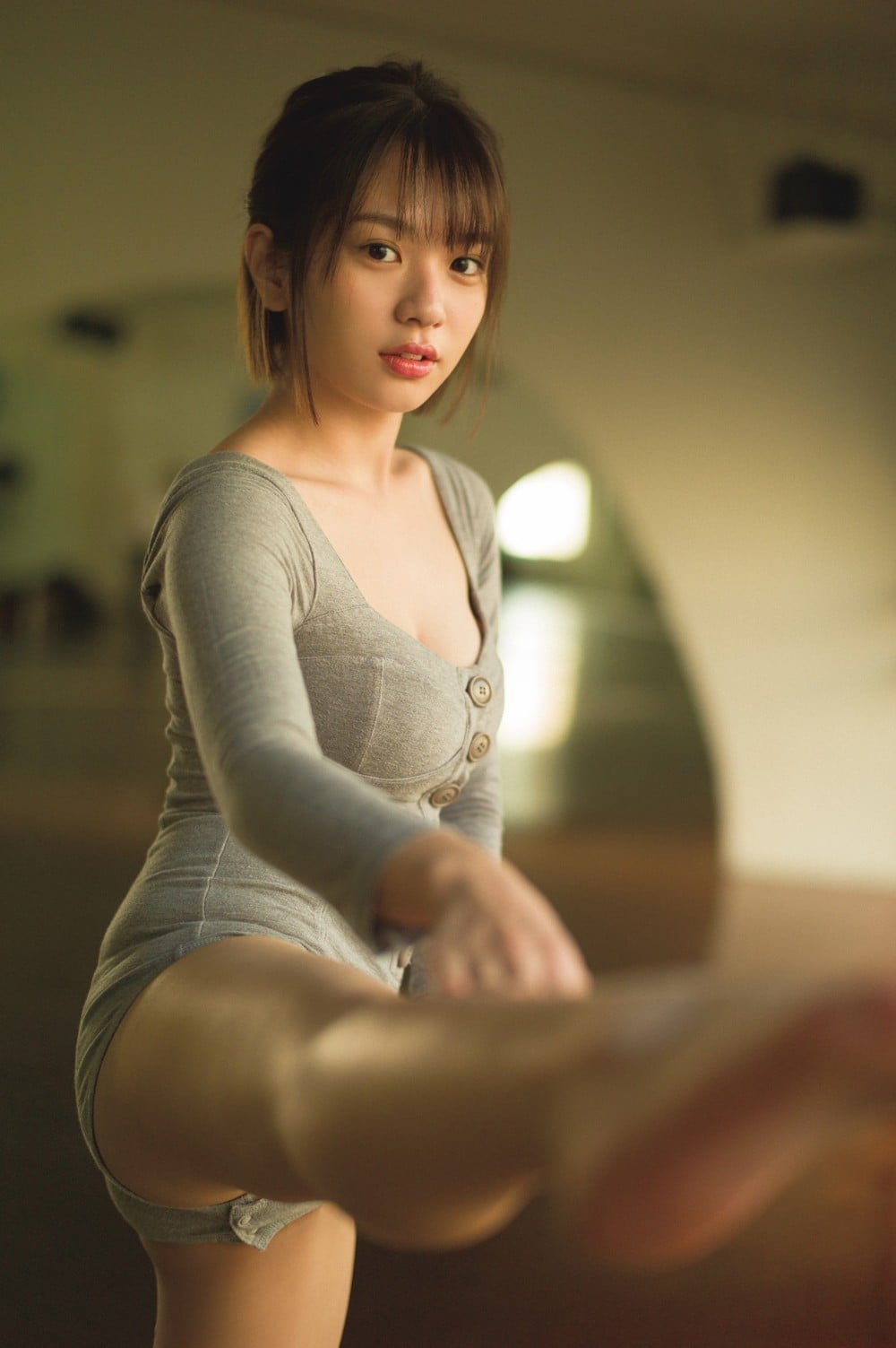 ラスアイ長月翠「写真集」初登場1位 秘蔵カット公開で“意外性”のある