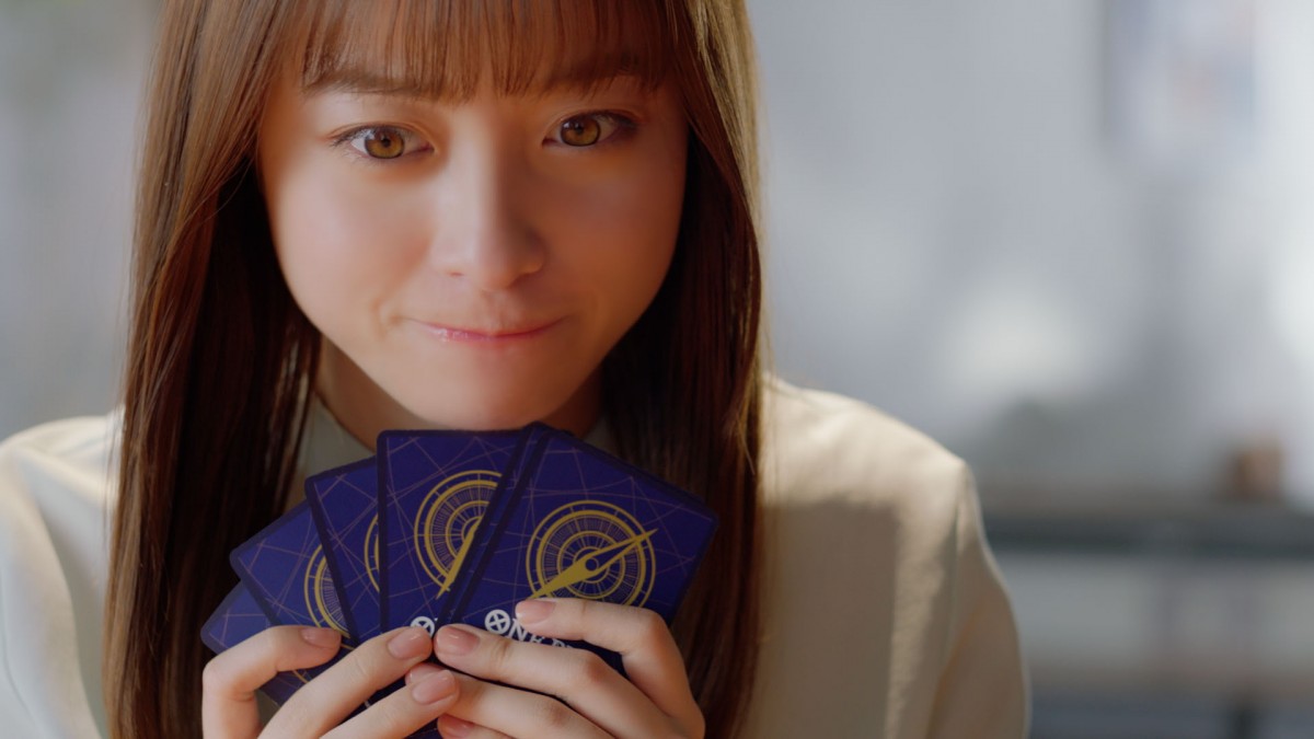 橋本環奈『ONE PIECEカードゲーム』に興奮「いつかコスプレを