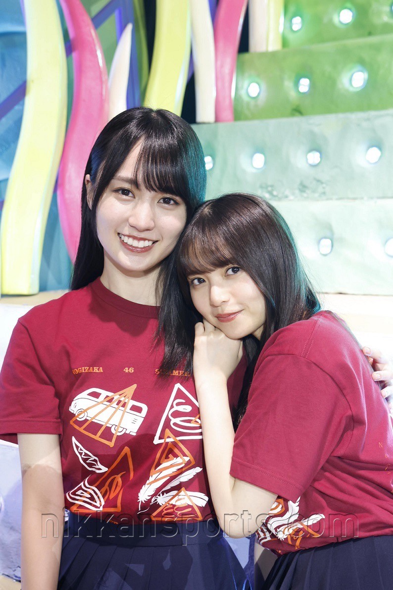賀喜遥香＆齋藤飛鳥“乃木坂46センター＆エース”ハグ2ショットに反響