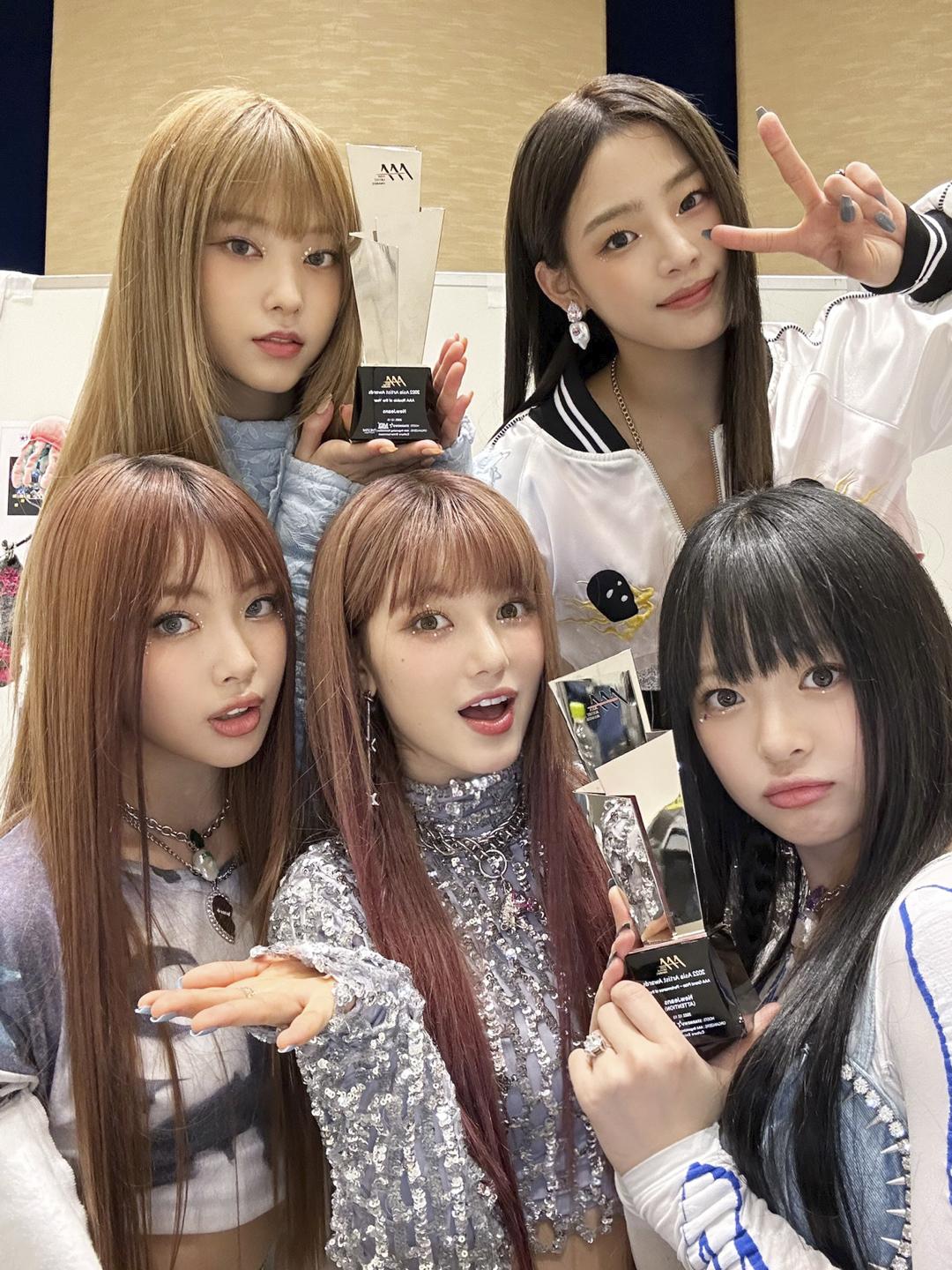 NewJeansが6人に!? 先行曲「Ditto」MVティザー＆プロモカレンダー公開